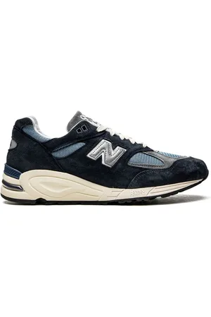 New Balance Baskets Made in USA 990 v2