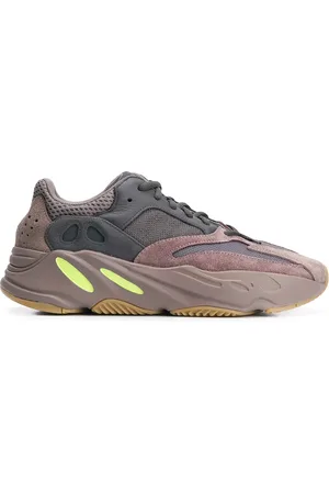adidas Baskets Yeezy Boost 700 "Mauve"