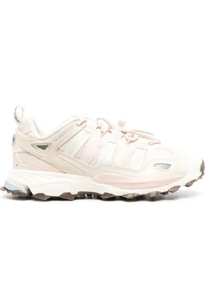 adidas Baskets Hyperturf Wonder