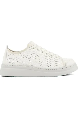 Camper Baskets perforées Runner Up