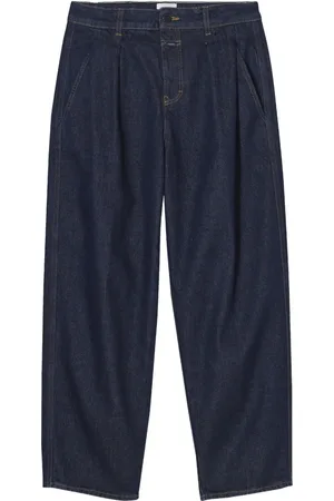 Closed Jean Ruthy