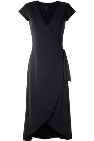 Lygia & Nanny Robe Falcão UV