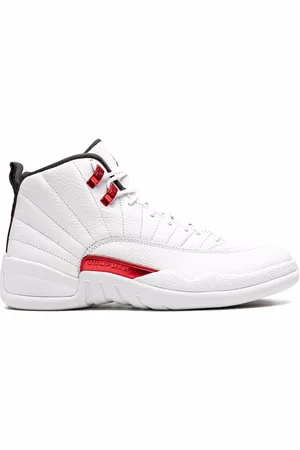Jordan Baskets Air 12