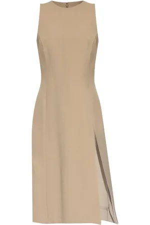 Ami Robe en laine vierge à coupe mi-longue