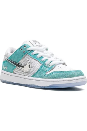 Nike X April Skateboards baskets SB Dunk