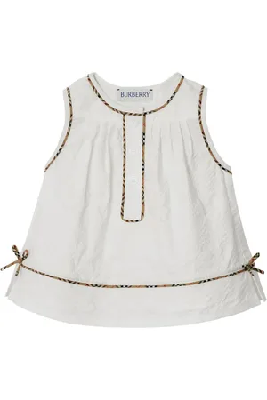 Burberry Ensemble-short embossé