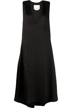 Sa Su Phi Robe sans manches satinée à col v