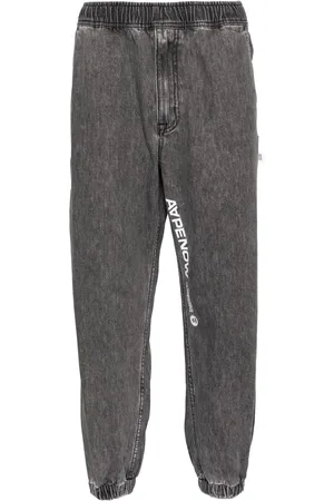 A Bathing Ape Jean à coupe cigarette