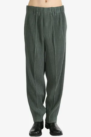 Issey Miyake Pantalon à design côtelé