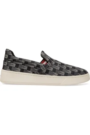 Bally Baskets Raise