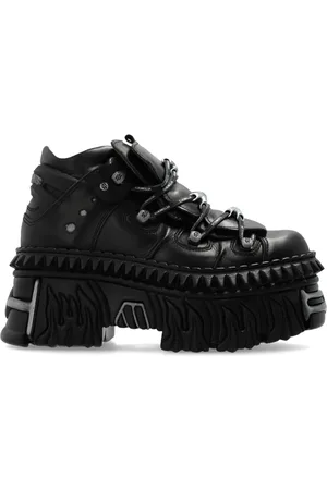 Vetements X New Rock baskets