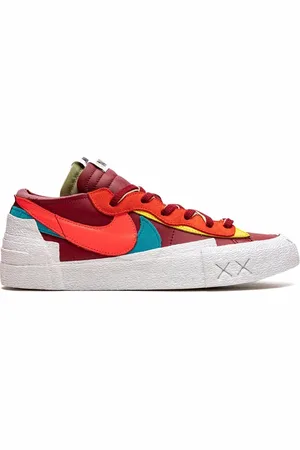 Nike X KAWS x Sacai baskets Blazer 