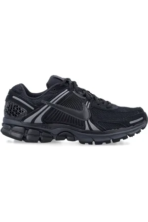 Nike Baskets Zoom Vomero 5