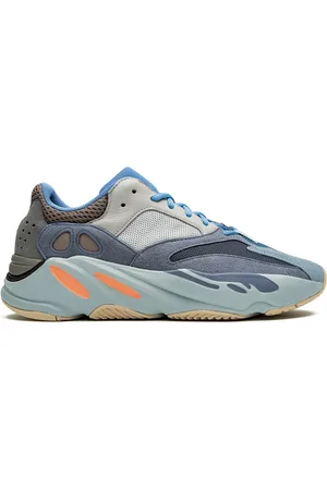 adidas Baskets Yeezy Boost 700 "Carbon Blue"