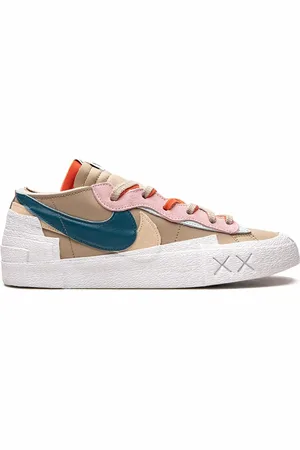 Nike X KAWS x sacai baskets Blazer