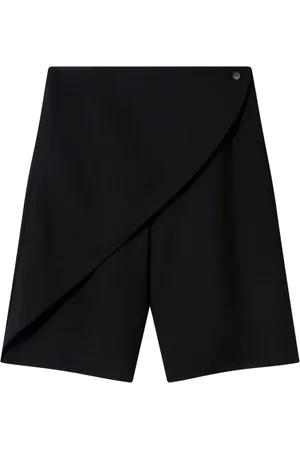 Axel Arigato Short Aria