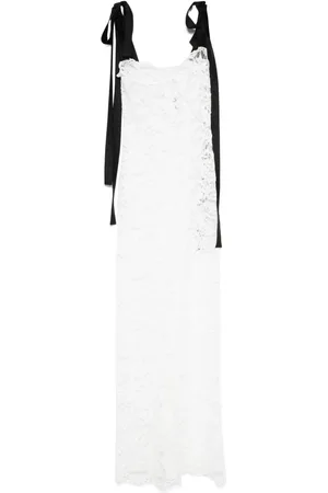 Atu Body Couture X Rue Ra robe longue en dentelle