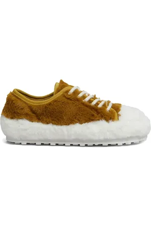 Marni Baskets bicolores en fourrure artificielle