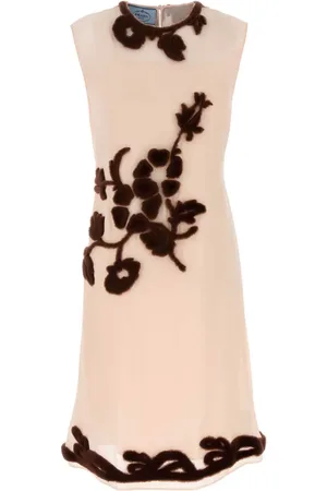 Prada Robe mi-longue en soie à fleurs brodées