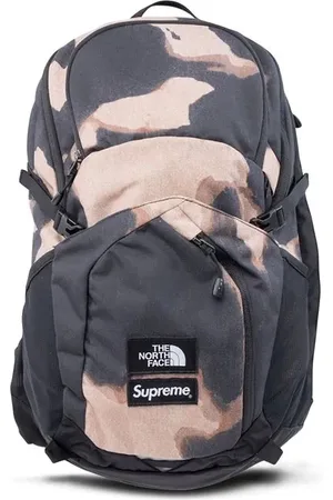 Supreme X The North Face sac à dos Pocono à effet délavé