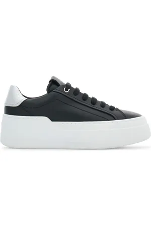 Salvatore Ferragamo Baskets en cuir à patch logo