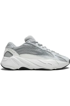 adidas Baskets Yeezy Boost 700 V2 "Static"