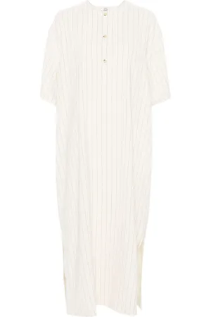 Totême Robe mi-longue à fines rayures