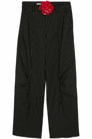 ROTATE Pantalon cargo à fines rayures