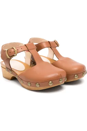 Eli1957 Sandales en cuir à détails de clous