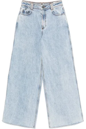 AJE Jean Aura