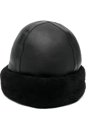 Totême Chapeau en peau lainée