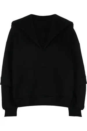 Ioana Ciolacu Pull à col v