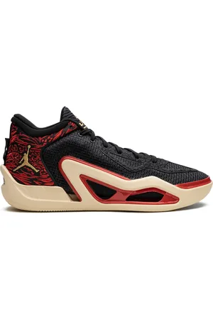 Jordan Baskets JT1 