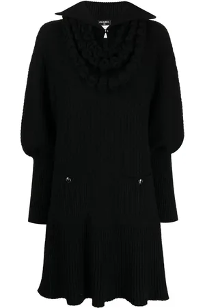 CHANEL Robe en maille à manches longues