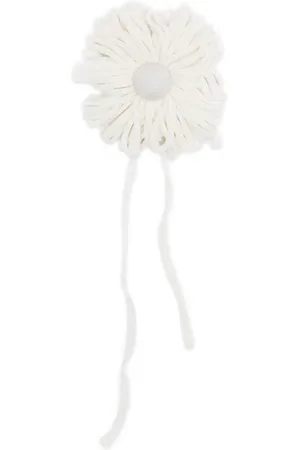 Bernadette Broche Daisy