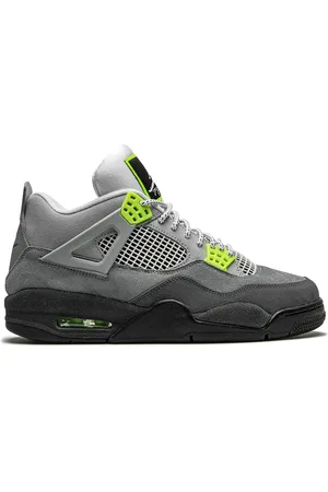 Jordan Baskets Air 4 Retro SE