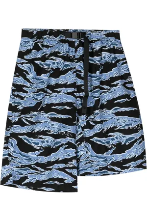 Fumito Ganryu X Phenomenon short Graffiti