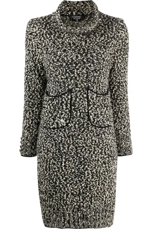 CHANEL Robe courte bicolore à col roulé (1994)
