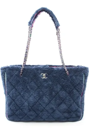 CHANEL Grand sac porté épaule à matelassage losanges (2020-2021)