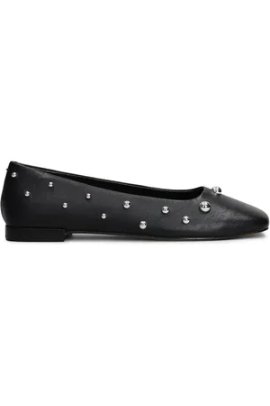 CARRANO Ballerines à détails de clous