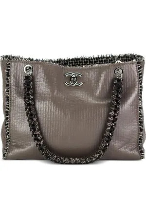 CHANEL Sac à main édition limitée à franges