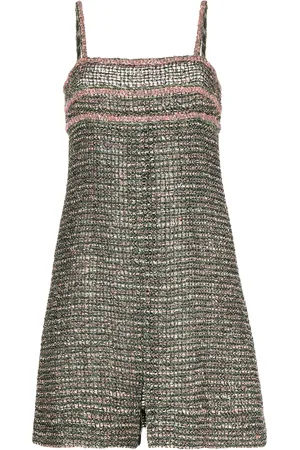 CHANEL Robe courte en tweed à design sans manches