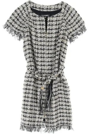 CHANEL Robe courte en tweed (1986-1988)