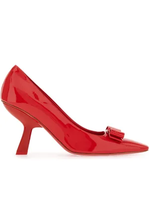Salvatore Ferragamo Escarpins en cuir verni à nœud Vara 85 mm