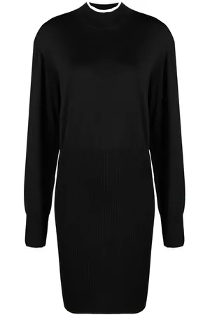 REMAIN Robe courte en maille à col montant