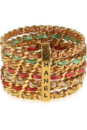 CHANEL Bracelet en cuir à détail de chaine