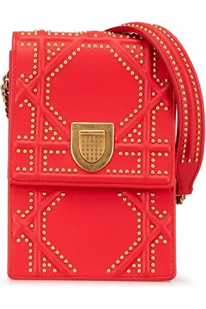 Dior Sac à bandoulière Vertical Diorama Bag en peau lainée à détails de clous (2018)