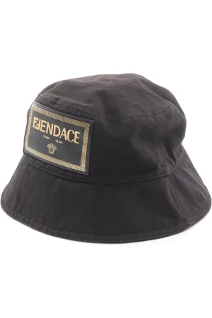 Fendi X Versace bob Fendace (années 2000)