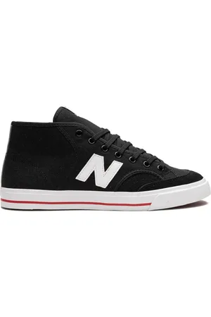 New Balance Baskets Pro Court 213