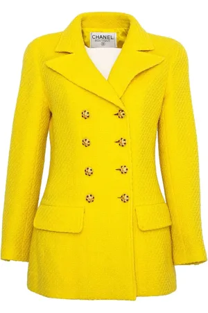 CHANEL Veste en fil bouclé à boutonnière croisée (1996-1997)